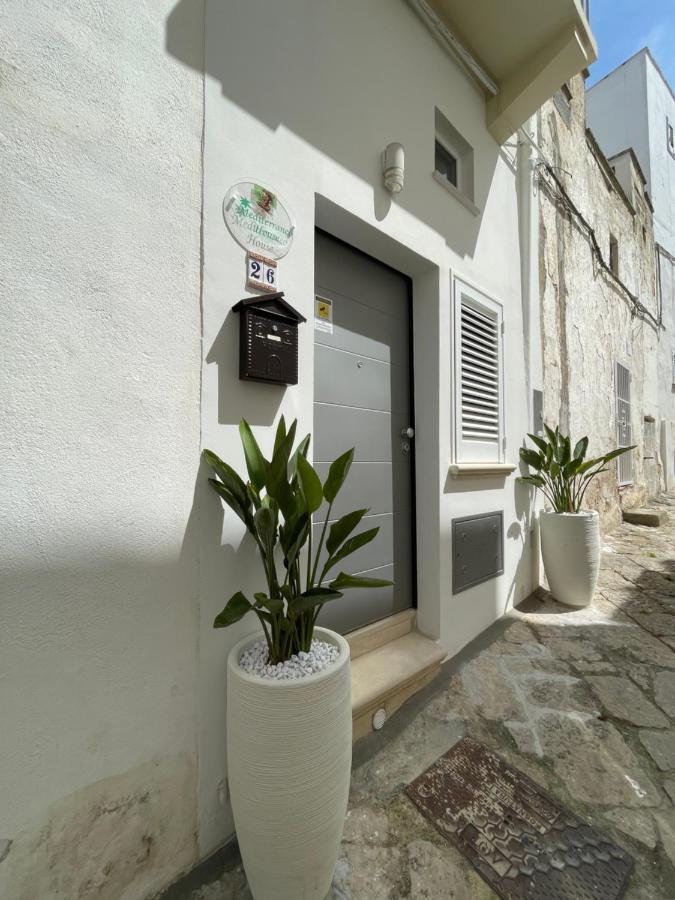 Mediterraneo House- Casa Nel Centro Storico Matino Exterior foto